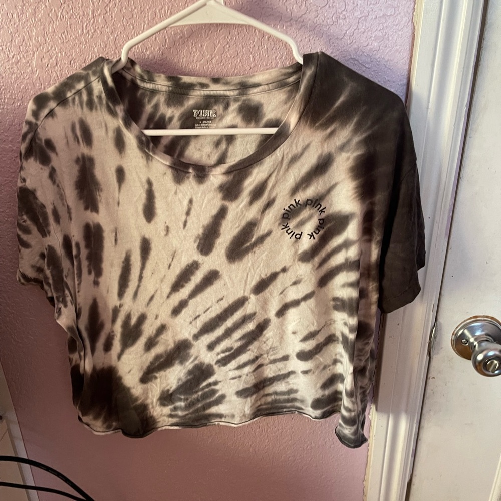 PINK cropped tie dye shirt